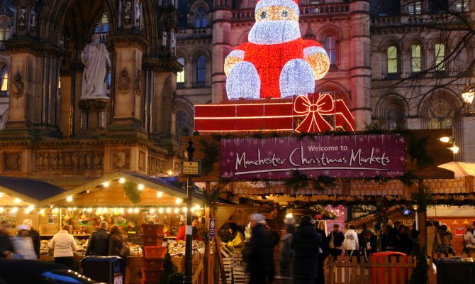 Manchester’s Award-Winning Christmas Markets Are Back in Town | The opening session to the public was on 10th November, and it will continue until 20th December. #christmas #christmasmarkets #homedecor #homedesign #christmasdecor