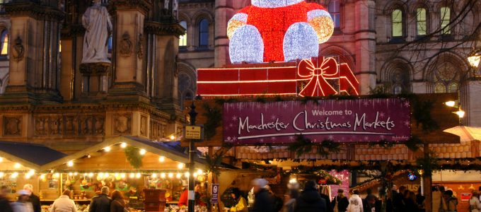 Manchester’s Award-Winning Christmas Markets Are Back in Town | The opening session to the public was on 10th November, and it will continue until 20th December. #christmas #christmasmarkets #homedecor #homedesign #christmasdecor