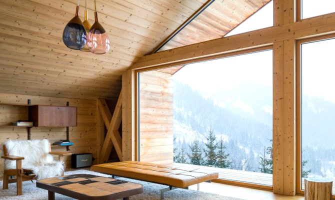 The Perfect Winter Getaways To Enjoy The Cold Weather | Today our blog presents you with 5 of the coziest chalets located in remote spots. #wintergetaways #winterdecor #interiordesign #chalets